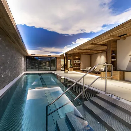 6br Lech Chalet 4 -heated Pool&gym - What'app - 0034-635-520-036 - For Reservations! * Strass